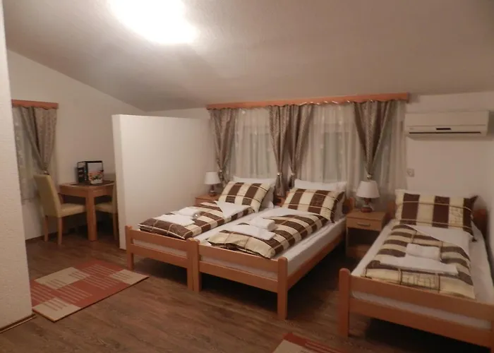 Alojamento de Acomodação e Pequeno-almoço Hum