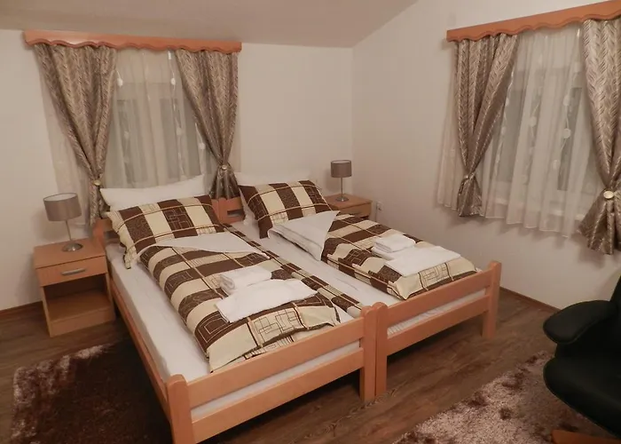 Hum Alojamento de Acomodação e Pequeno-almoço 3*