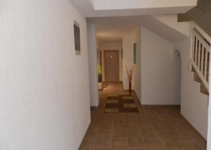 Alojamento de Acomodação e Pequeno-almoço Hum Mostar